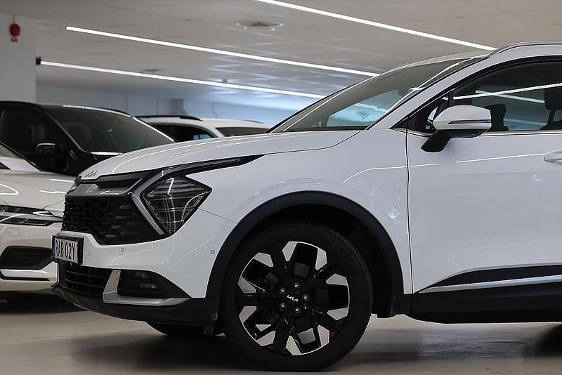 Begagnad Kia Sportage Advance 266 HK (195 kW) 2022 Vit SUV