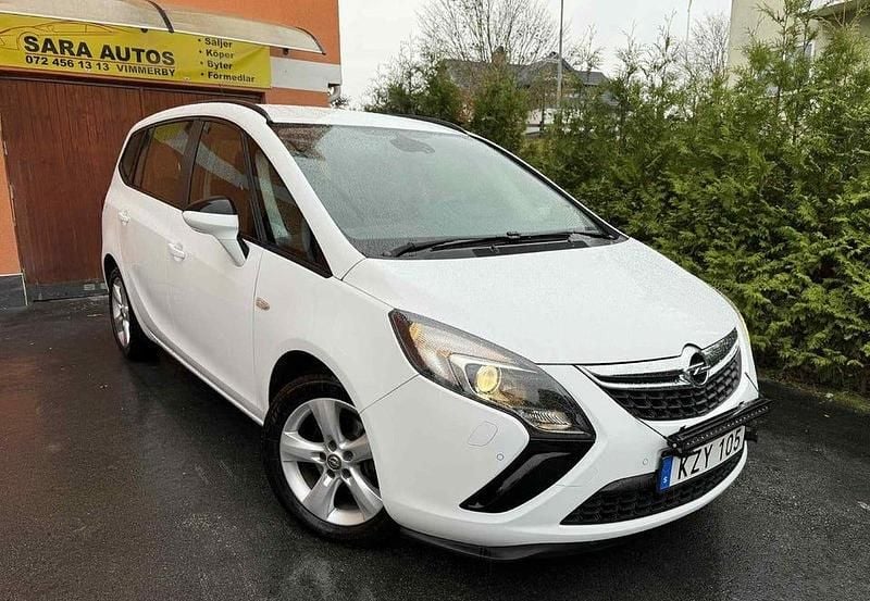 Vit Begagnad 2015 Opel Zafira Tourer Enjoy Minibuss | 79 900 kr (Bra pris) - Bild 1/4