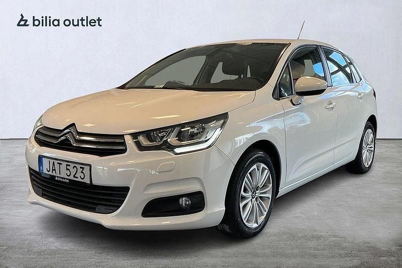 Vit Begagnad 2015 Citroën C4 Halvkombi | 79 900 kr (Marknadspris) - Bild 1/3