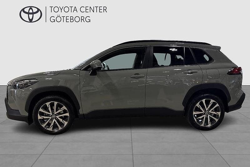 Begagnad Toyota Corolla Cross 152 HK (111 kW) 2023 Grön SUV