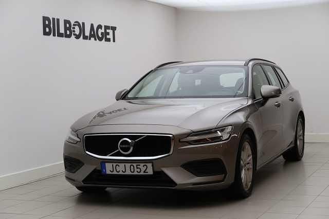 Begagnad Volvo V60 Momentum 151 HK (111 kW) 2018 Grå Kombi