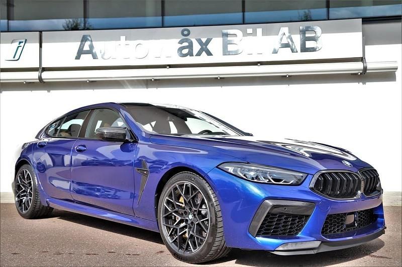 Blå Begagnad 2023 BMW M8 Competition Edition Sportkupé | 1 495 000 kr - Bild 1/2