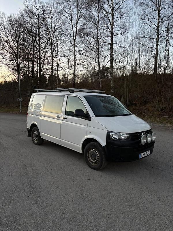 Begagnad 2015 VW T6 Van | 105 000 kr (Bra pris) - Bild 1/4