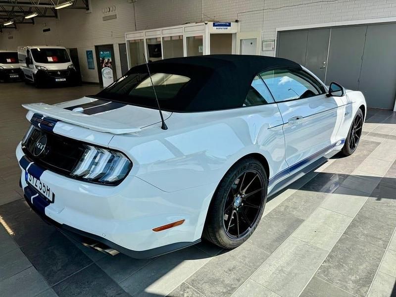 Begagnad Ford Mustang GT Convertible 449 HK (330 kW) 2021 Vit Cab