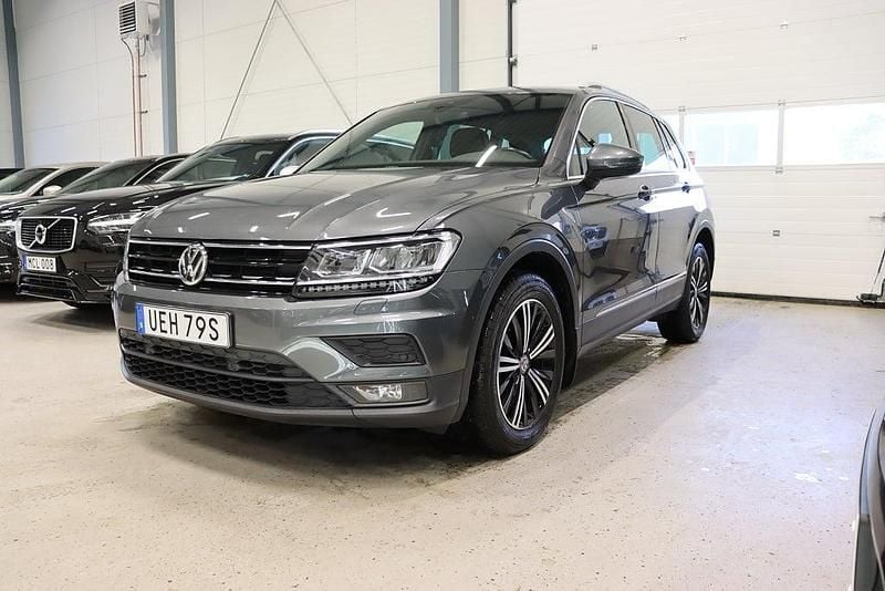 Begagnad VW Tiguan 190 HK (139 kW) 2019 Grå SUV