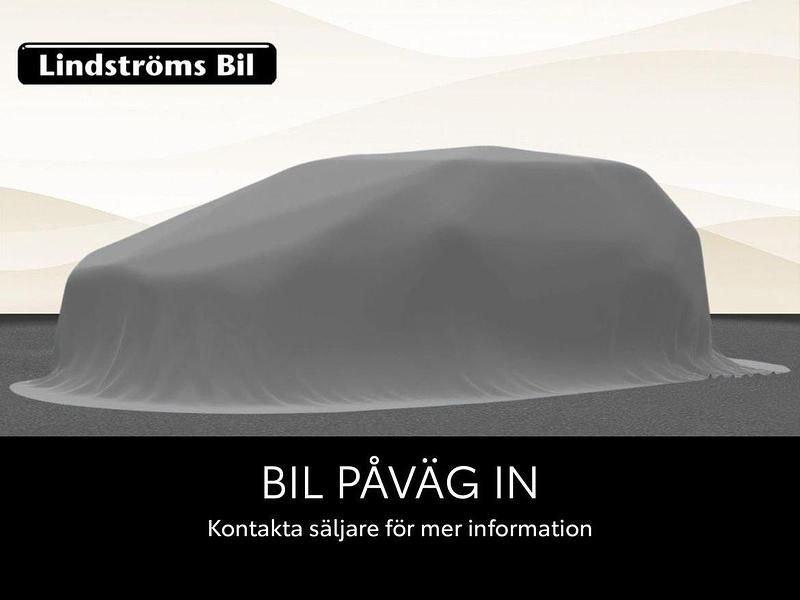 Röd Begagnad 2024 Toyota Corolla Active Kombi | 299 000 kr (Marknadspris) - Bild 1/1
