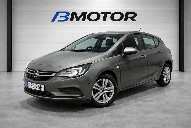Begagnad Opel Astra Enjoy 110 HK (80 kW) 2019 Grå Halvkombi