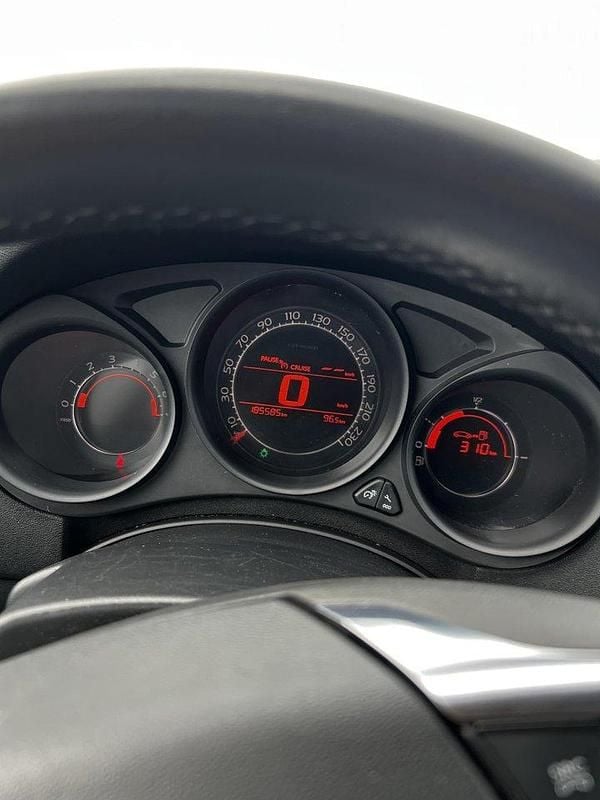 Begagnad 2013 Citroën C4 Halvkombi | 51 500 kr (Marknadspris) - Bild 1/4