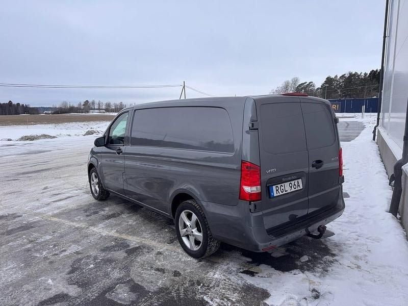 Begagnad Mercedes Vito 163 HK (119 kW) 2020 Grå Van