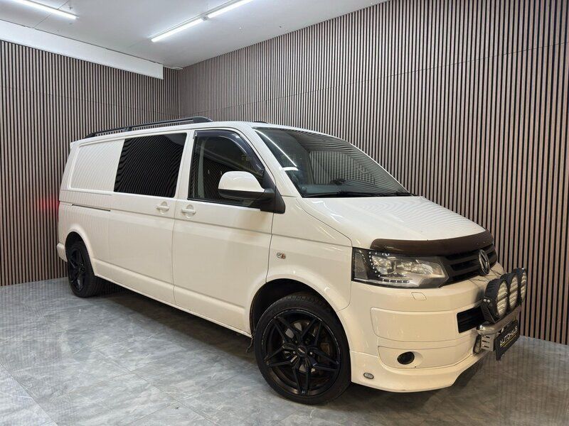 Vit Begagnad 2014 VW T5 Van | 134 900 kr (Lite dyr) - Bild 1/4
