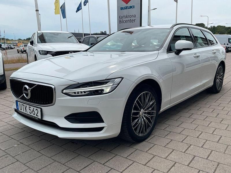 Vit Begagnad 2017 Volvo V90 Business Edition Kombi | 189 000 kr (Marknadspris) - Bild 1/4