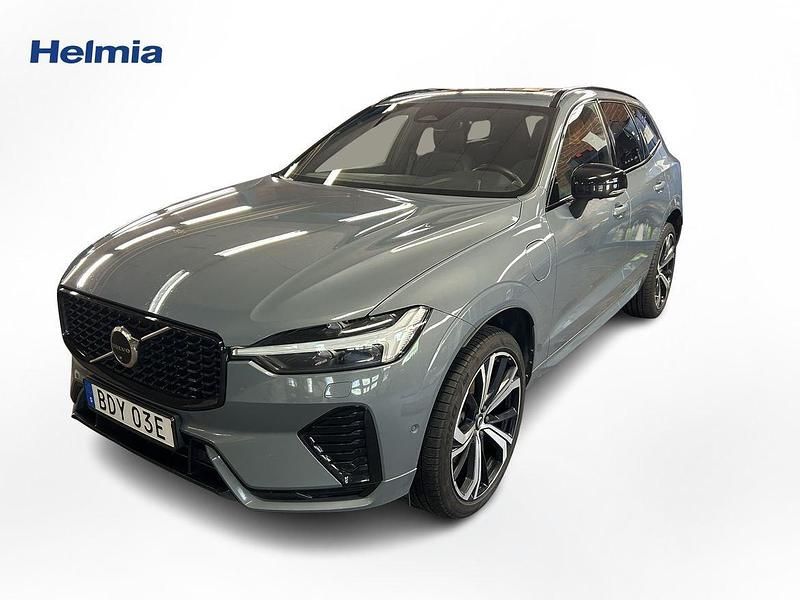 Grå Begagnad 2022 Volvo XC60 R-Design SUV | 459 000 kr (Marknadspris) - Bild 1/4