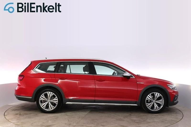Begagnad VW Passat Alltrack 192 HK (141 kW) 2020 Röd Kombi