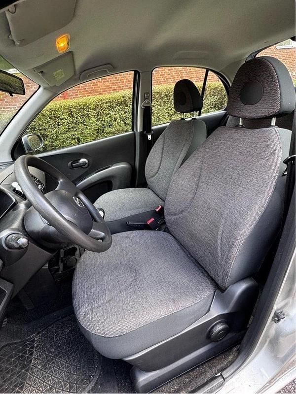 Silver Begagnad 2007 Nissan Micra Halvkombi | 19 999 kr (Dyr) - Bild 1/3