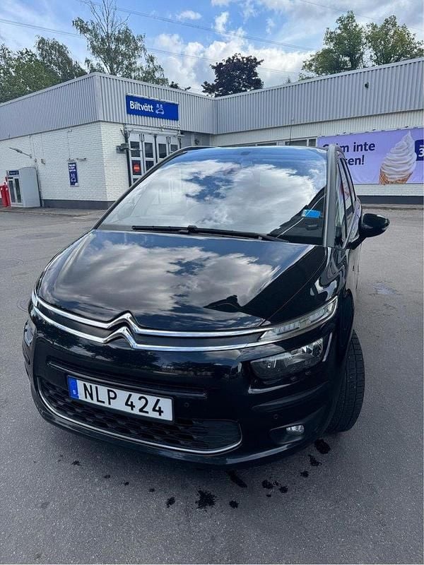 Svart Begagnad 2014 Citroën Grand C4 Picasso Minibuss | 119 000 kr (Marknadspris) - Bild 1/4