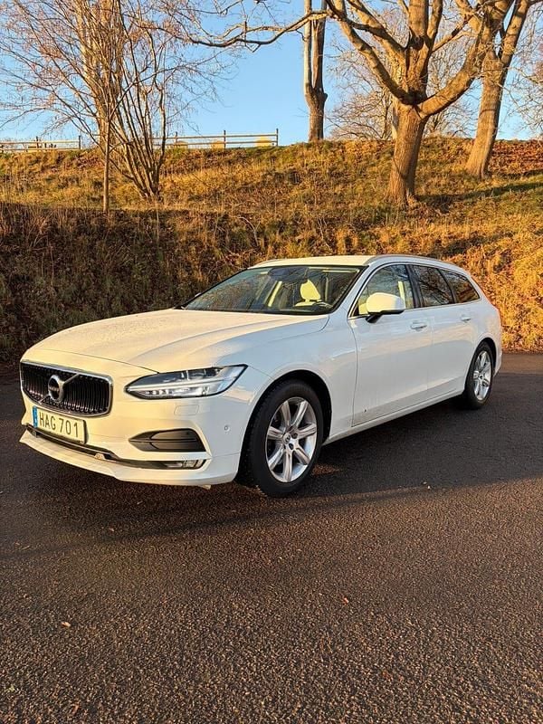 Begagnad Volvo V90 190 HK (139 kW) 2017 Kombi