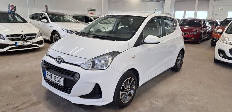 Vit Begagnad 2019 Hyundai i10 Halvkombi | 85 000 kr - Bild 1/3
