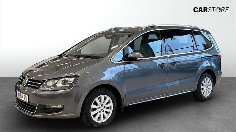 Begagnad VW Sharan 150 HK (110 kW) 2016 Grå Minibuss