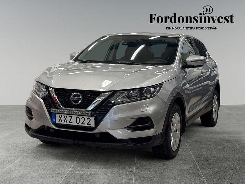 Silver Begagnad 2019 Nissan Qashqai SUV | 146 500 kr (Marknadspris) - Bild 1/4