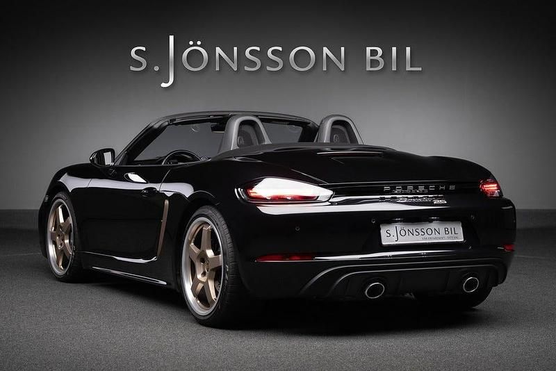 Begagnad Porsche 718 Boxster GTS Edition 400 HK (294 kW) 2021 Jet black metallic Cab