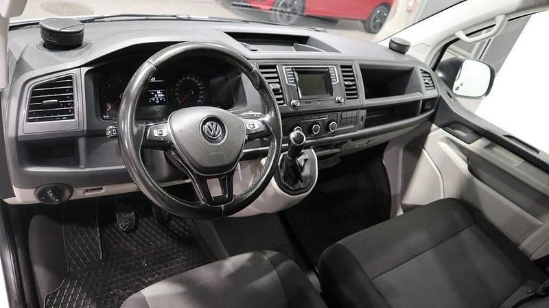 Begagnad VW T6 102 HK (75 kW) 2016 Candyvit Van
