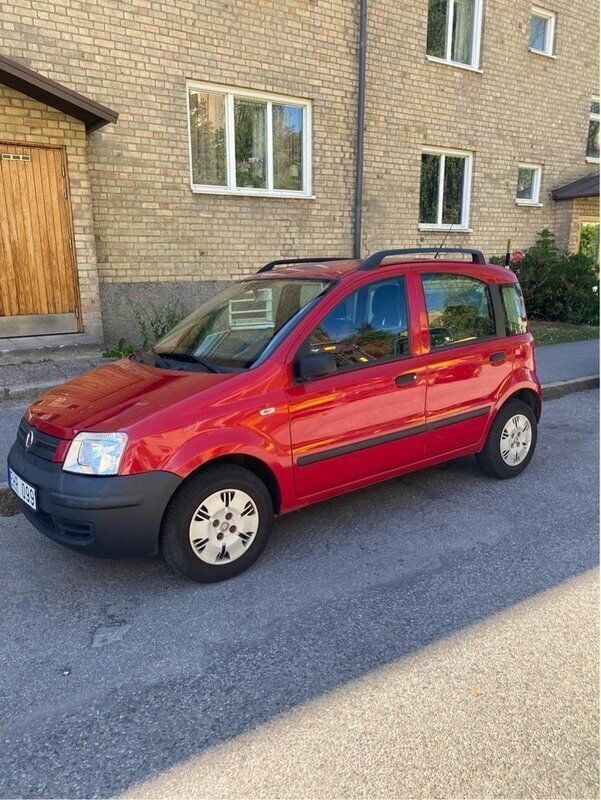 Röd Begagnad 2007 Fiat Panda Dynamic Halvkombi | 30 000 kr - Bild 1/4