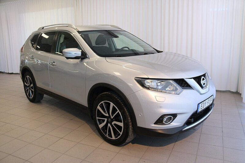 Silver Begagnad 2015 Nissan X-Trail SUV | 169 000 kr (Lite dyr) - Bild 1/4