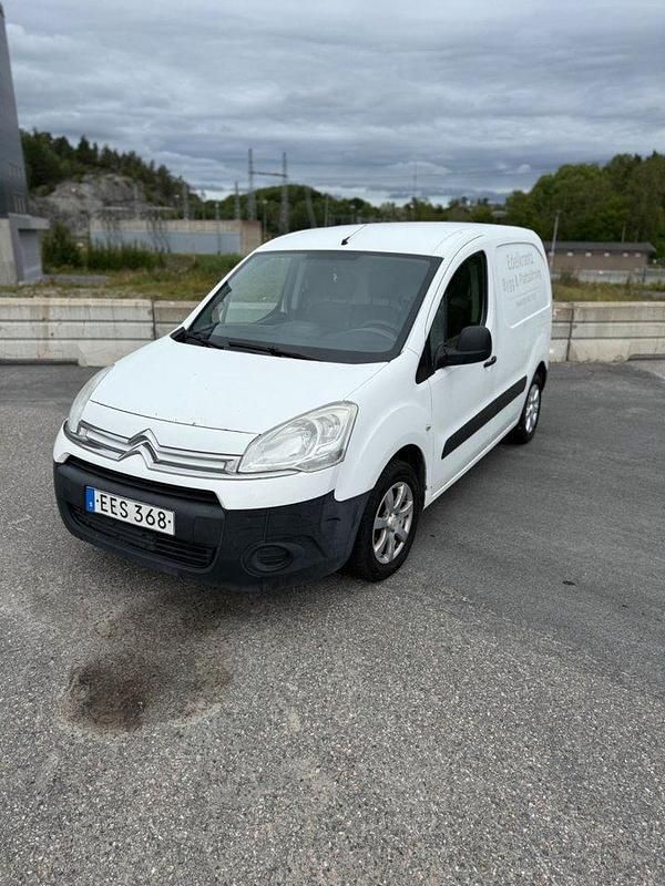 Vit Begagnad 2014 Citroën Berlingo Minibuss | 29 900 kr (Superpris) - Bild 1/4