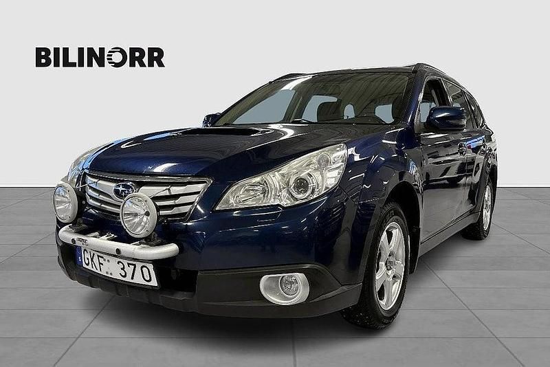 Blå Begagnad 2011 Subaru Outback Kombi | 67 900 kr (Lite dyr) - Bild 1/4