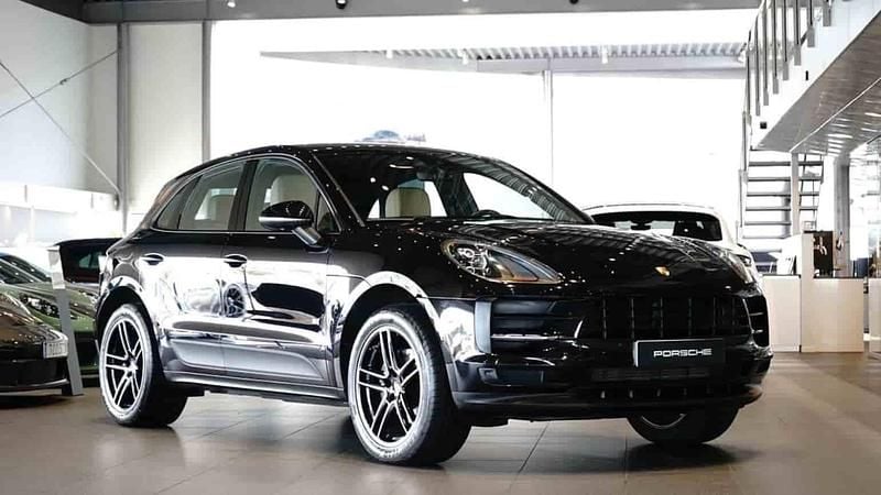 Svart Begagnad 2021 Porsche Macan SUV | 539 000 kr - Bild 1/1