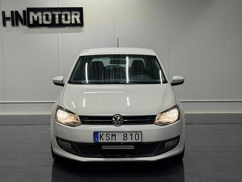 Begagnad VW Polo 90 HK (66 kW) 2010 Vit Halvkombi