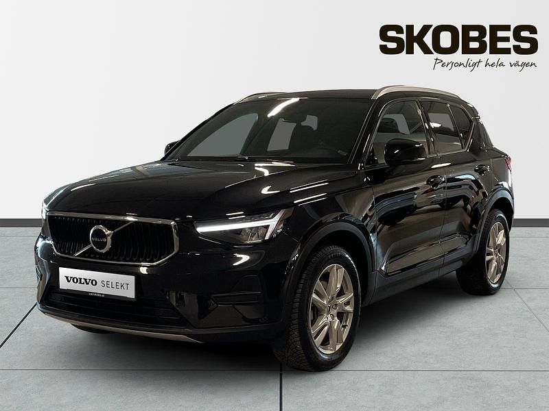 Begagnad Volvo XC40 Core 200 HK (147 kW) 2025 Svart SUV