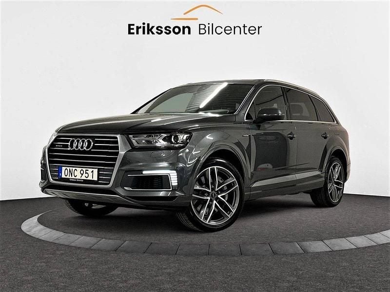 Grå Begagnad 2018 Audi Q7 S-Line SUV | 399 900 kr (Lite dyr) - Bild 1/4