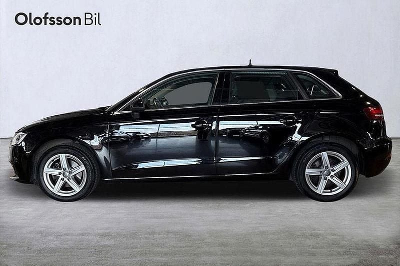Svart Begagnad 2020 Audi A3 Proline | 209 000 kr (Bra pris) - Bild 1/4