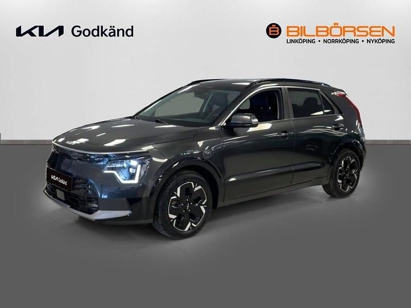 /agt/ interstellar grey Begagnad 2023 Kia e-Niro Advance SUV | 329 900 kr (Dyr) - Bild 1/4