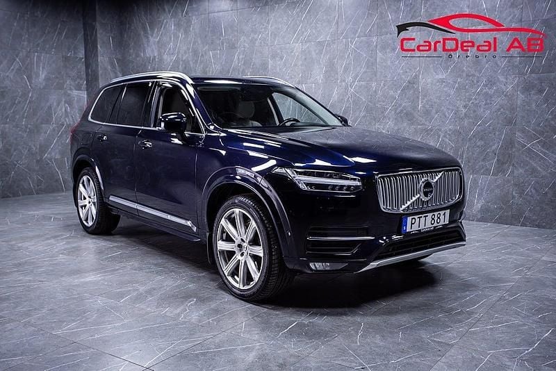 Mörkblå Begagnad 2016 Volvo XC90 Inscription SUV | 254 800 kr (Lite dyr) - Bild 1/4
