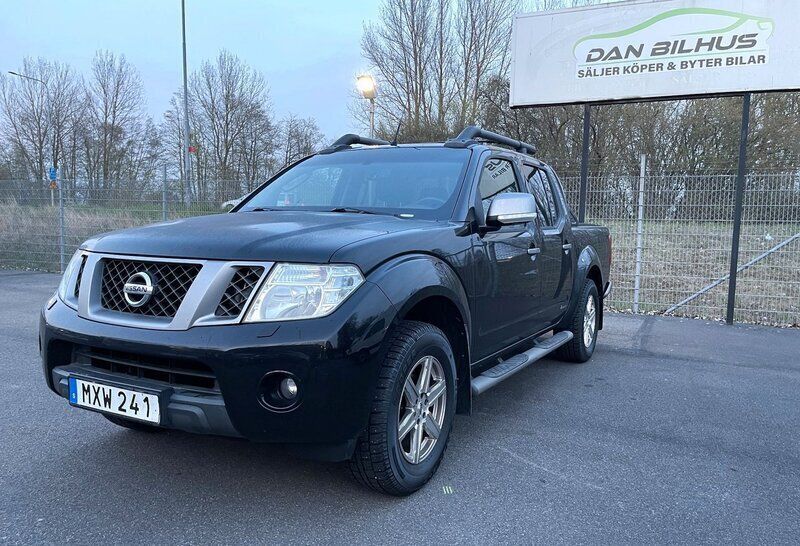 Svart Begagnad 2014 Nissan Navara Pickup | 159 900 kr (Bra pris) - Bild 1/4