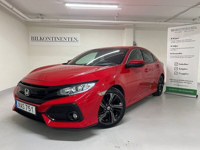Röd Begagnad 2017 Honda Civic Elegance Halvkombi | 134 800 kr (Marknadspris) - Bild 1/4