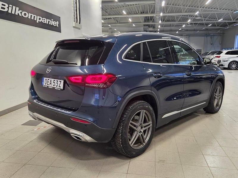Begagnad Mercedes GLA220 190 HK (139 kW) 2022 Blå SUV