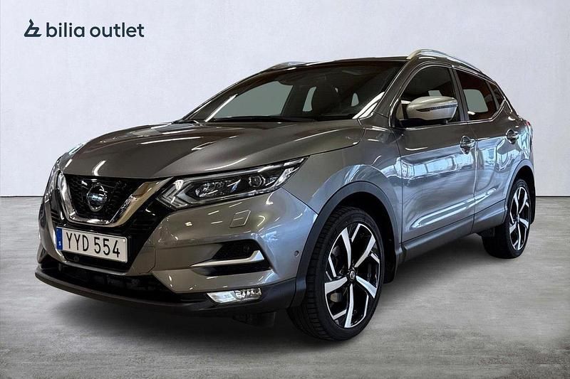 Grå Begagnad 2017 Nissan Qashqai 360º SUV | 144 900 kr (Marknadspris) - Bild 1/4