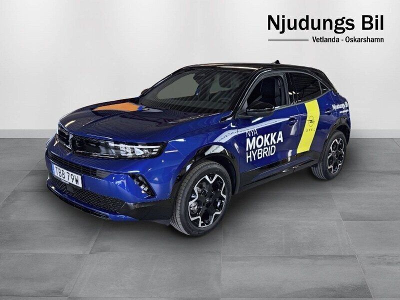 Blå Ny 2024 Opel Mokka SUV | 346 800 kr (Lite dyr) - Bild 1/4