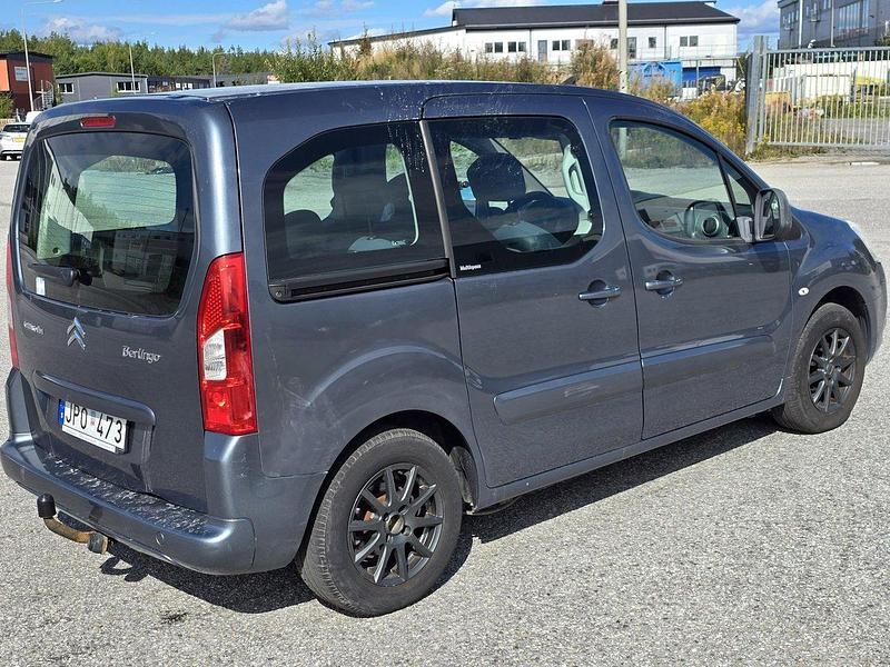 Grå Begagnad 2009 Citroën Berlingo Minibuss | 36 900 kr (Bra pris) - Bild 1/4