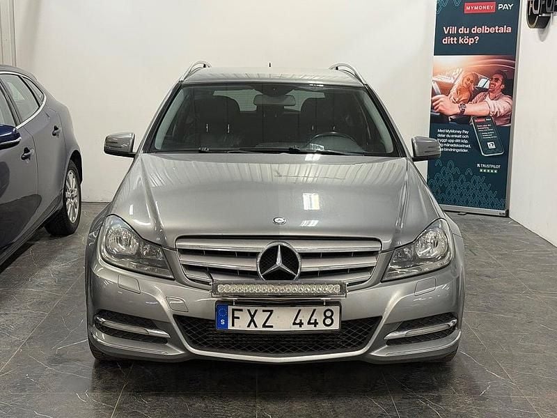 Begagnad Mercedes C180 Avantgarde 156 HK (114 kW) 2011 Silver Kombi