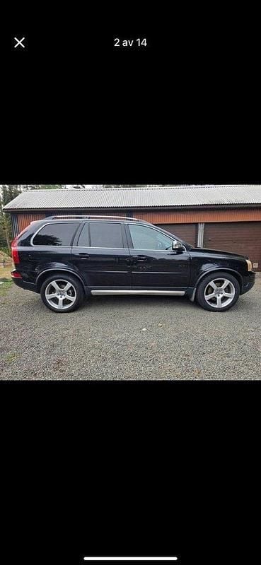Svart Begagnad 2011 Volvo XC90 R-Design SUV | 107 000 kr (Marknadspris) - Bild 1/4