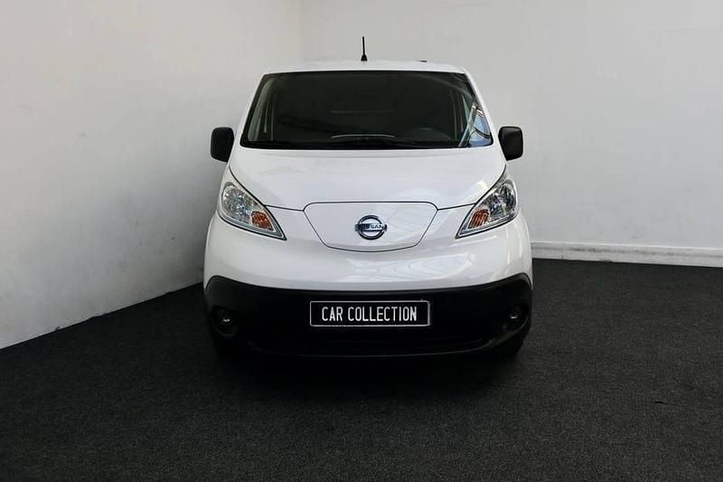 Begagnad Nissan e-NV200 80 kW (109 HK) 2015 Vit Minibuss