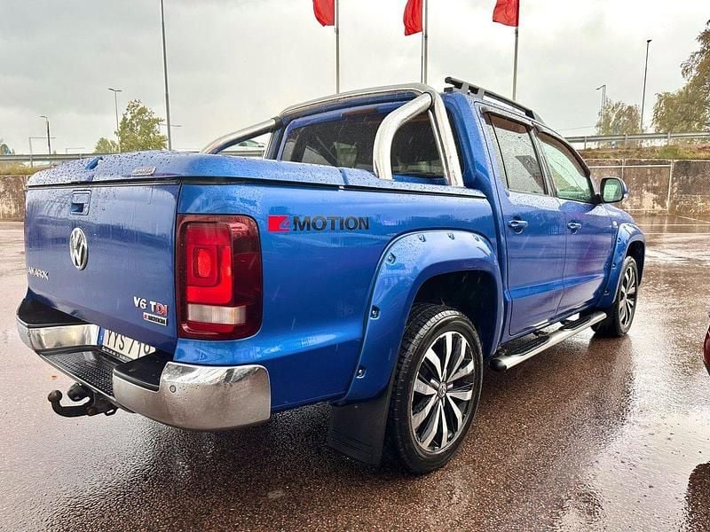 Blå (blåmet) Begagnad 2018 VW Amarok Highline Pickup | 389 500 kr (Lite dyr) - Bild 1/4