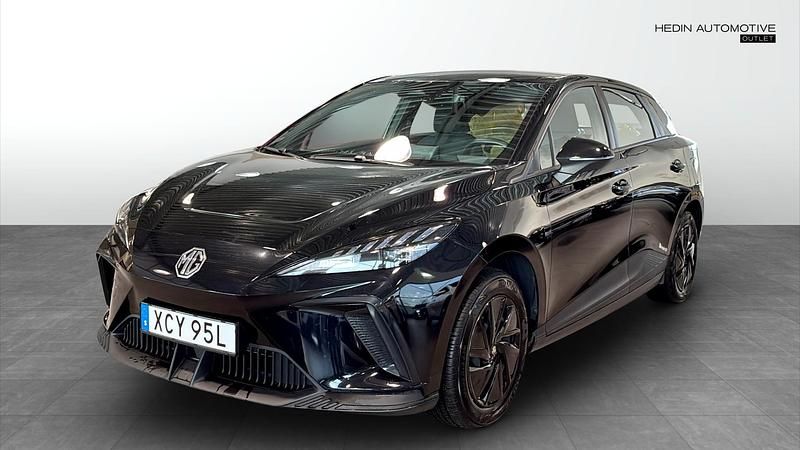 Svart Begagnad 2023 MG MG4 EV Halvkombi | 214 900 kr (Superpris) - Bild 1/4