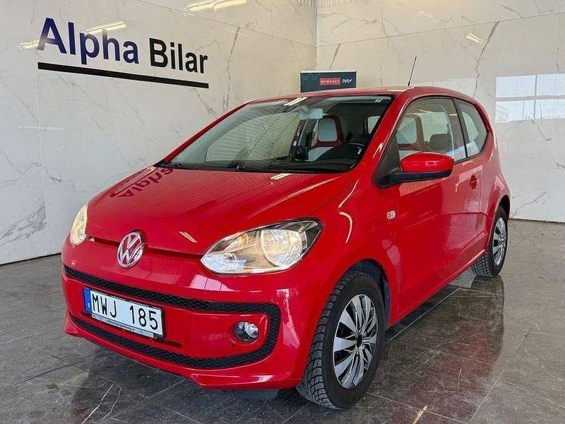 Röd Begagnad 2012 VW up! high up! Halvkombi | 59 900 kr (Marknadspris) - Bild 1/4