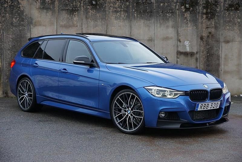 Begagnad BMW 335 M Performance 313 HK (230 kW) 2017 Blå Kombi