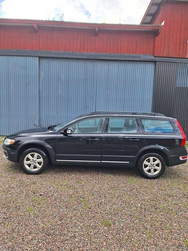 Svart Begagnad 2008 Volvo XC70 SUV | 44 500 kr (Marknadspris) - Bild 1/3